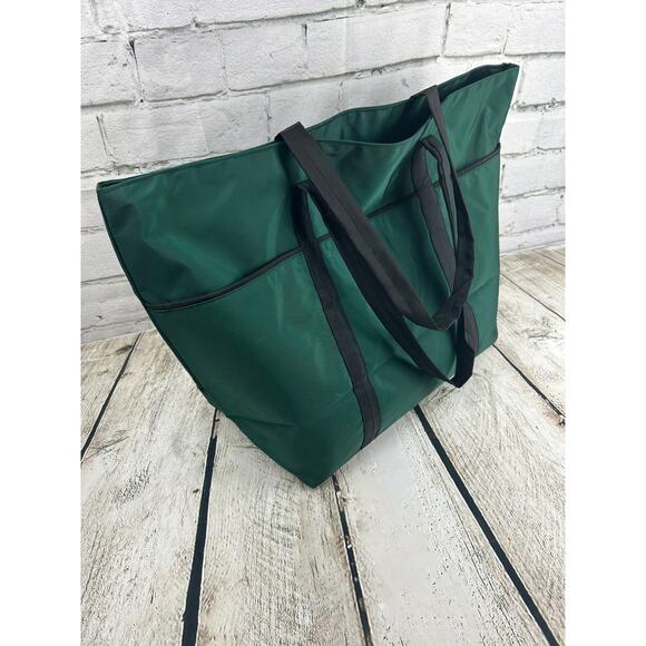 Large Capacity Folding Travel Bag - Water Resistant Tote - Travel Duffle - Gym - Picture 2 of 5